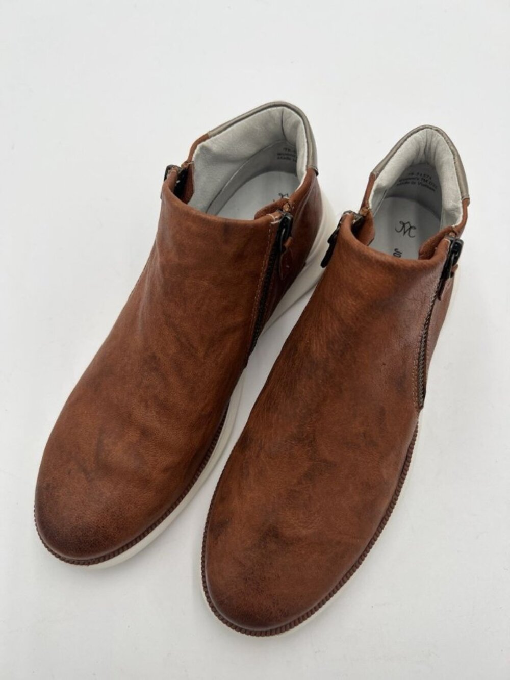 Johnston & Murphy Emery Sneaker Booties Women's 7M Brown Washed Sheepskin
